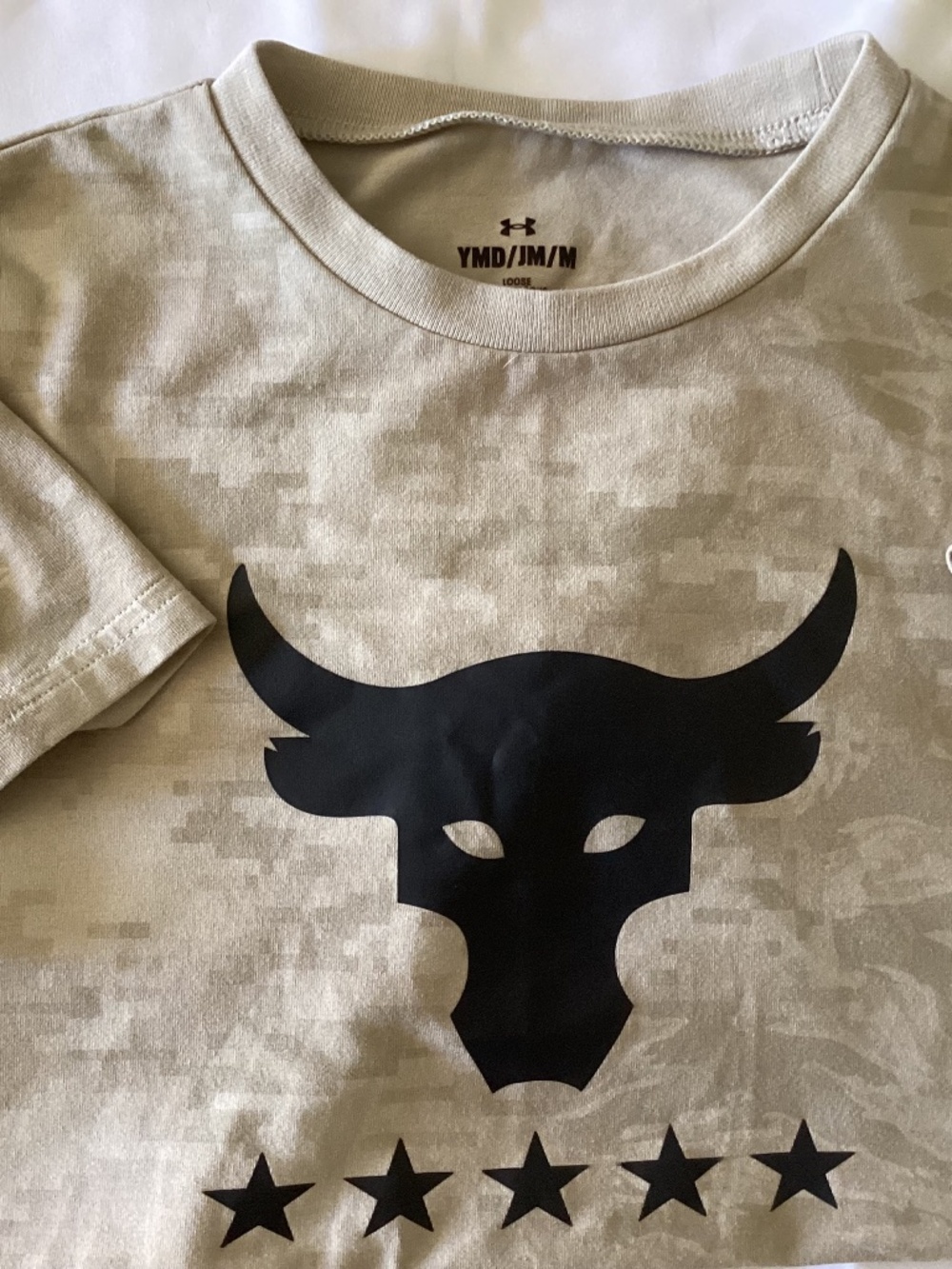 Kids Under Armour Project Rock Military Veterans Day Camo Tee Size Medium EUC